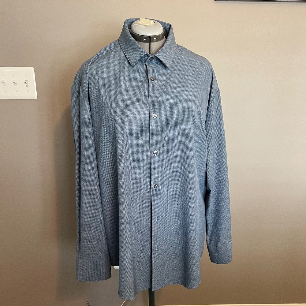 Kirkland Signature Men's Dress Shirt
